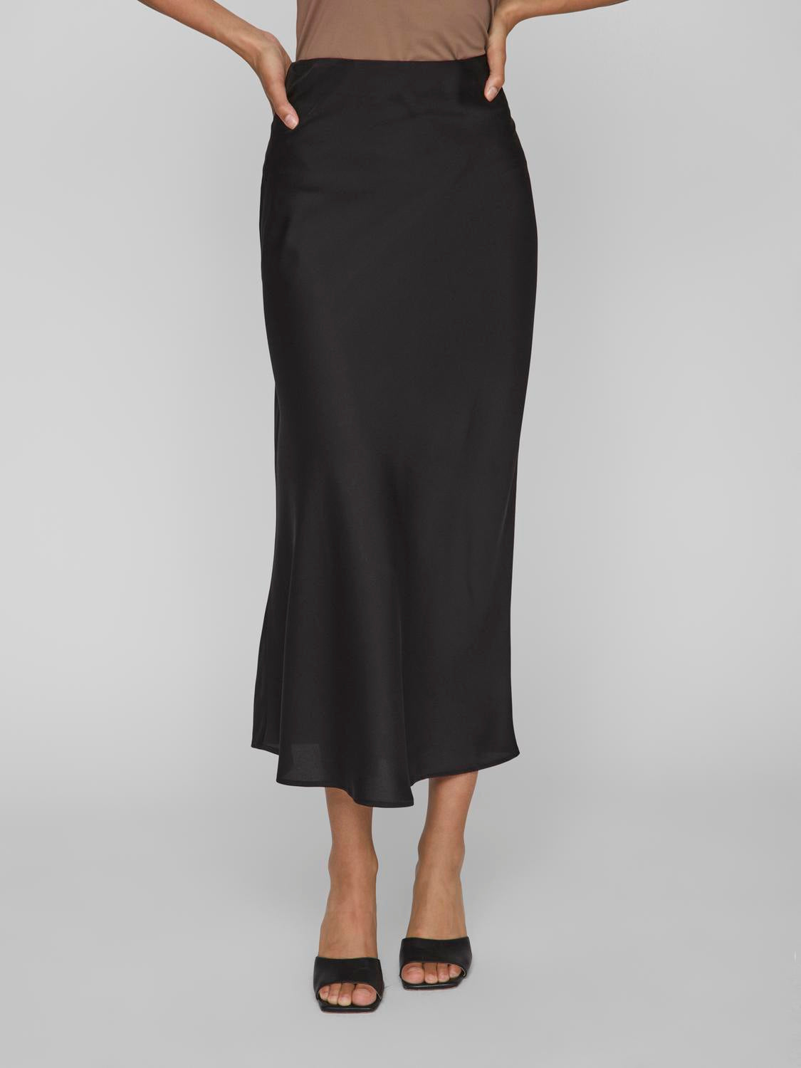 VIELLETTE Long Skirt - Black